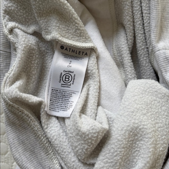 Athleta Women's Gray High-Waisted Joggers - Picture 17 of 17